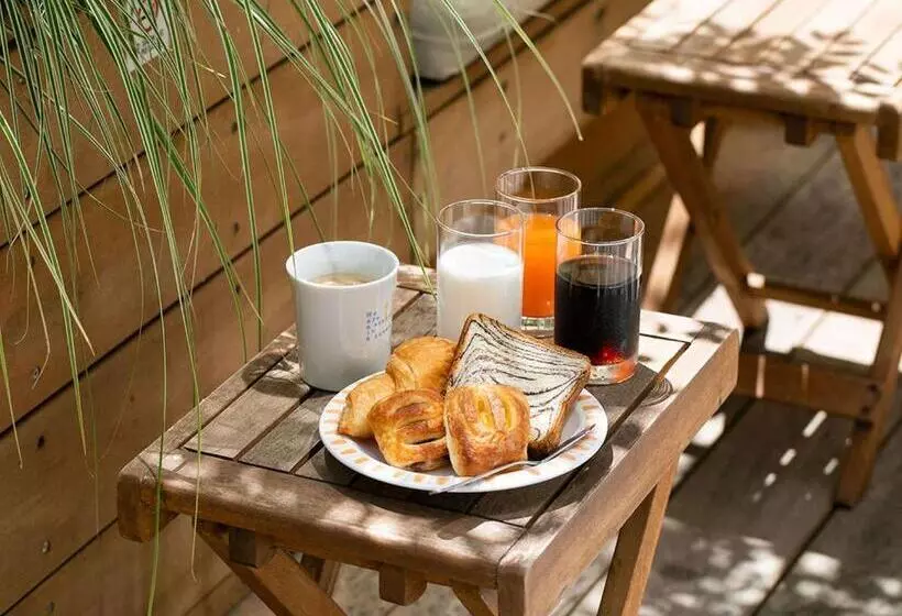 Отель Wing International Korakuen