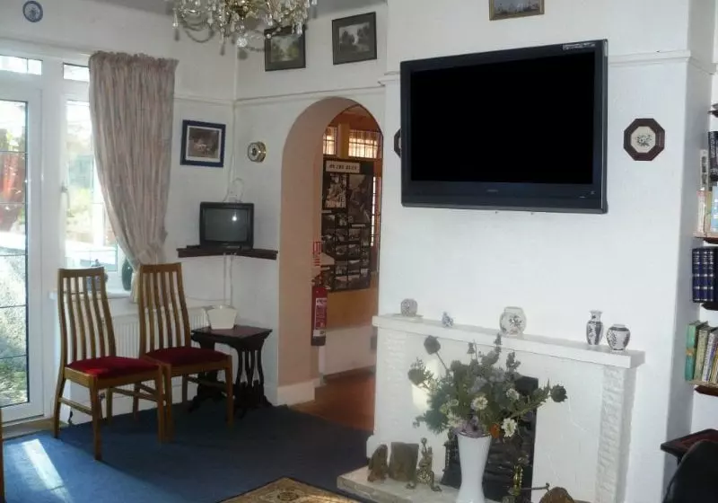 Millstones Country Hotel