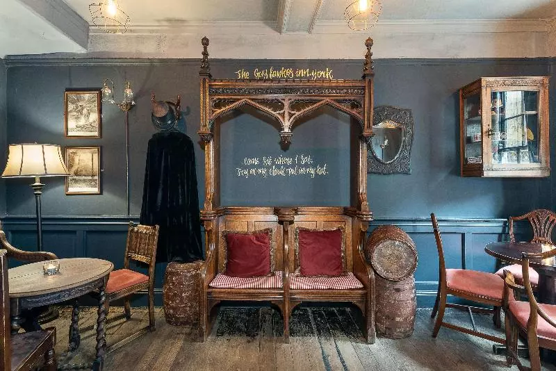 汽车旅馆  Best Western Plus Oceanside Palms