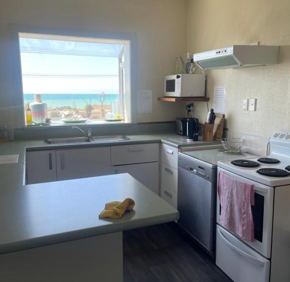 호스텔 Coastal Accommodation