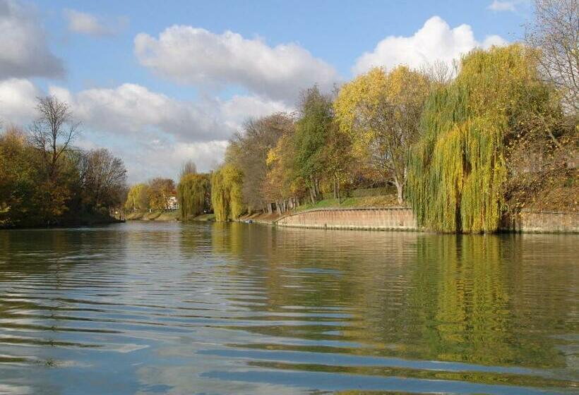 مبيت وإفطار Chambre Avec Jardin Pierre Curie