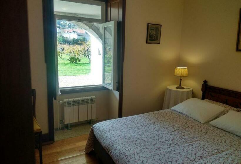 פנסיון Casa De Santa Bárbara Cinfães