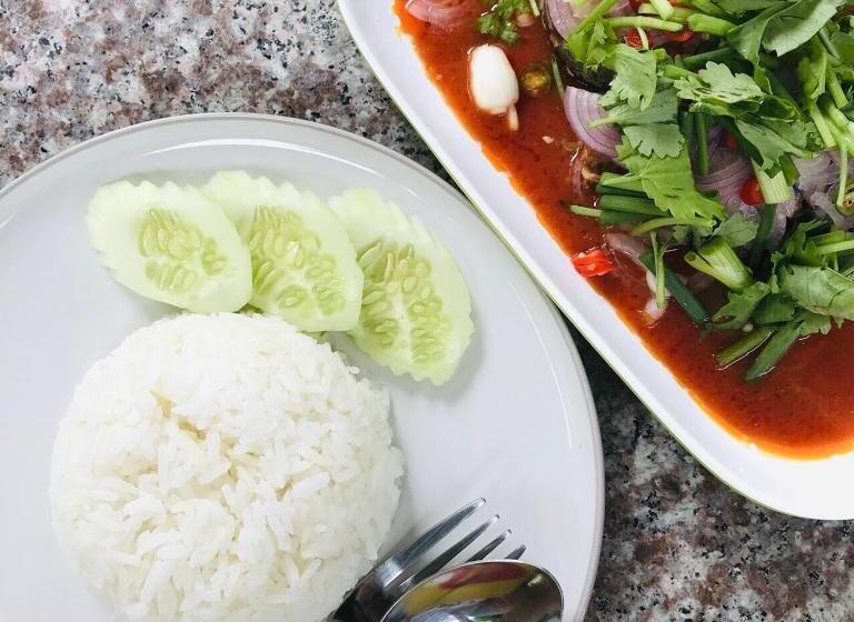 ペンション Muchshima House