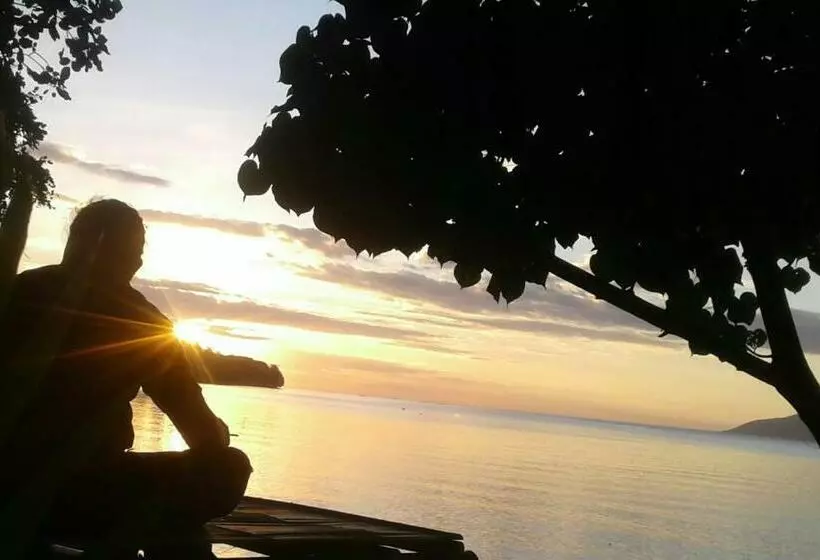 Majatalo Sunset Cottages