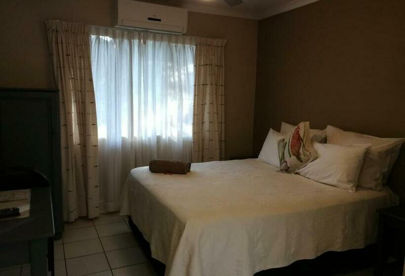 פנסיון The Fever Tree Guest House