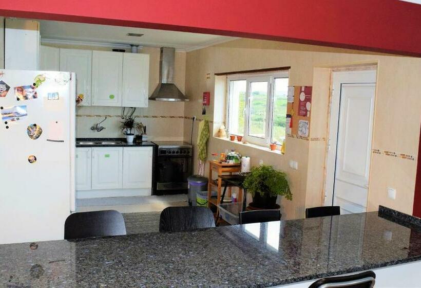 Hospedaria Alaia Surflodge