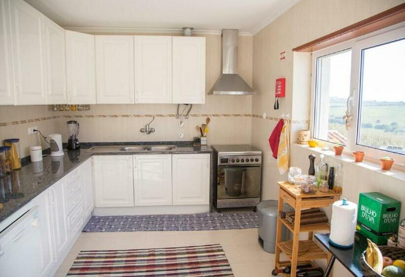 Hospedaria Alaia Surflodge