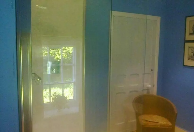 Aamiaismajoitus (B&B) Barmoors