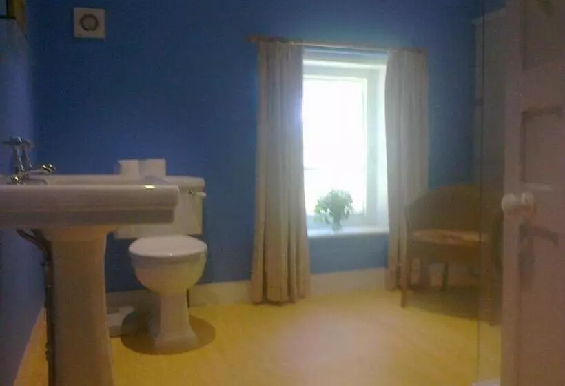 Aamiaismajoitus (B&B) Barmoors