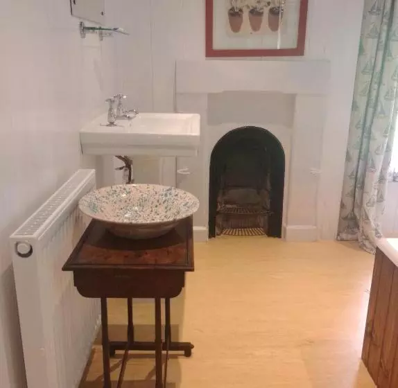 Aamiaismajoitus (B&B) Barmoors