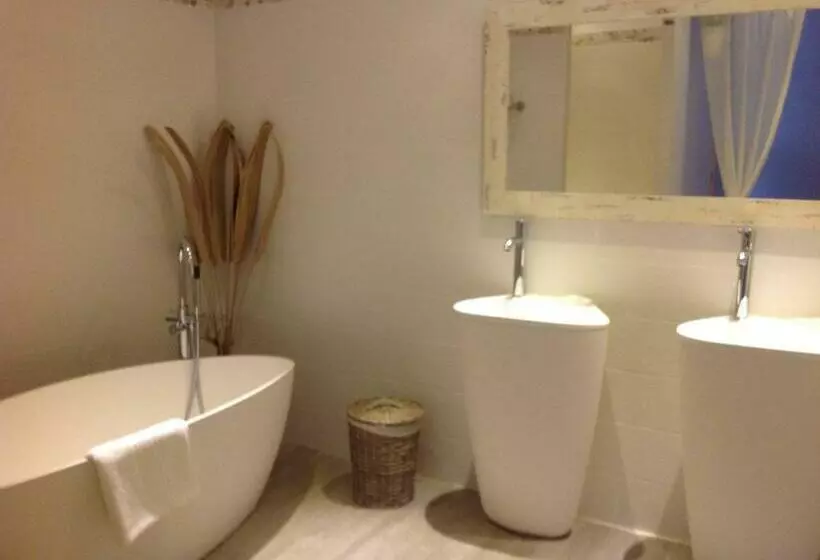 ベッドアンドブレックファースト De La Suite Dans Les Oliviers