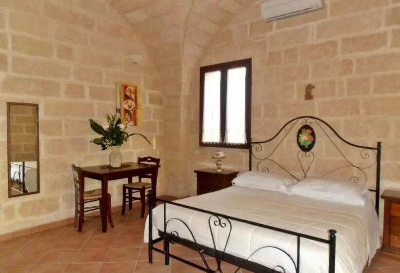 Aamiaismajoitus (B&B) Il Corallo Del Salento