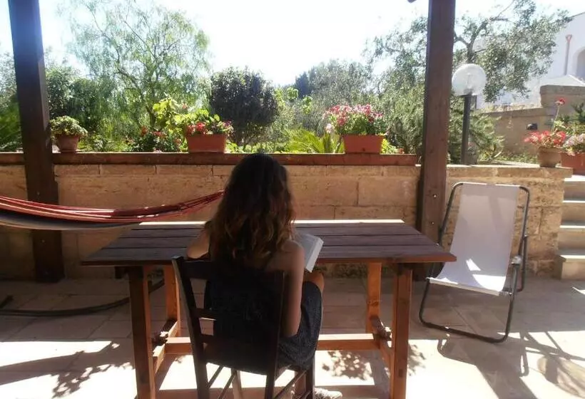 Aamiaismajoitus (B&B) Il Corallo Del Salento