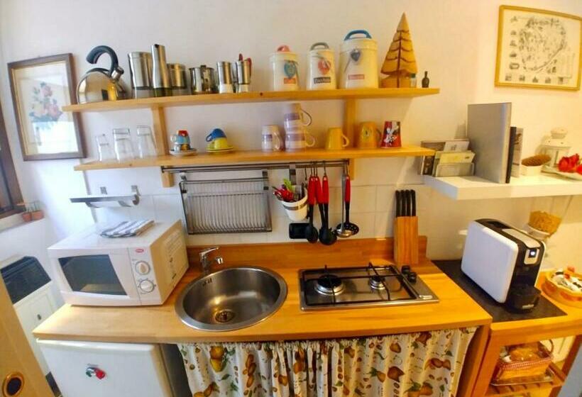 تختخواب و صبحانه La Quiete Di Viterbo