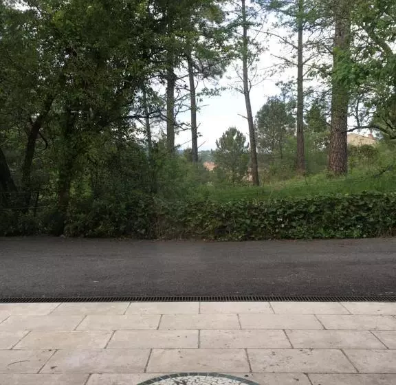 Majatalo Chambre D Hôtes Au Creux Du Chambon