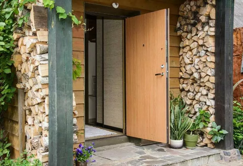 ペンション Gallery Guest Rooms