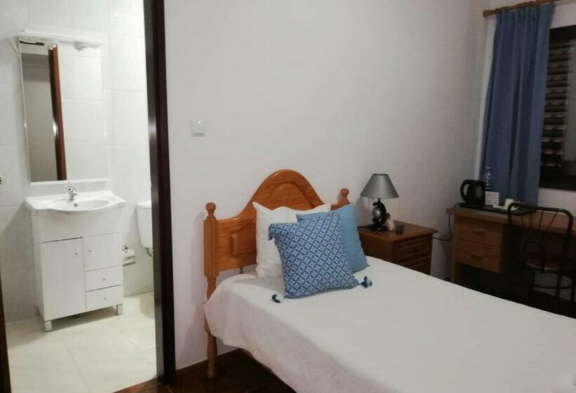 بنسيون Residência Livramento