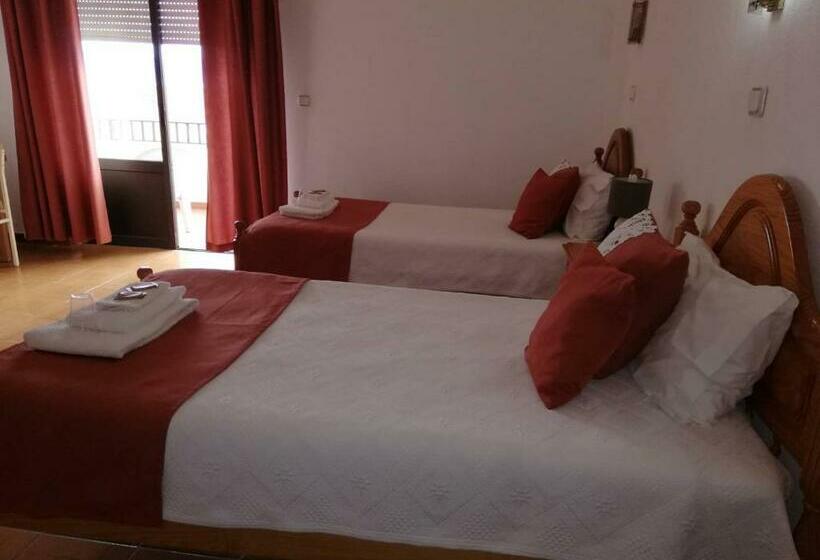 بنسيون Residência Livramento