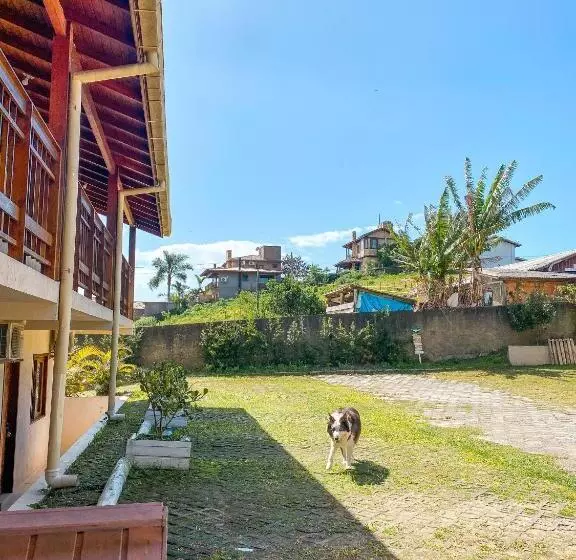 پانسیون Rosamar Suites