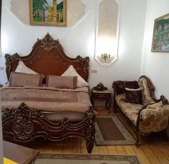 Majatalo Villa Imperia, Museums