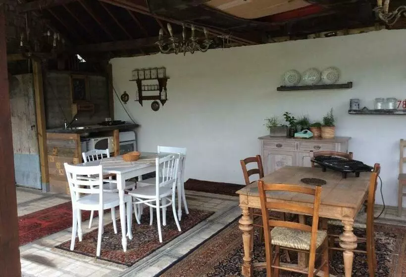 ベッドアンドブレックファースト Chambre D Hotes L étable D Irène