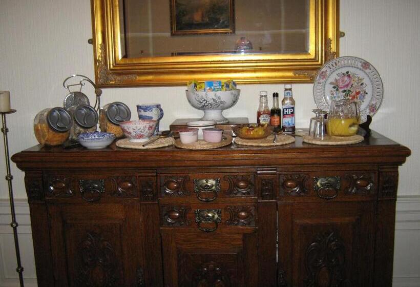 مبيت وإفطار Lornebank Homestay