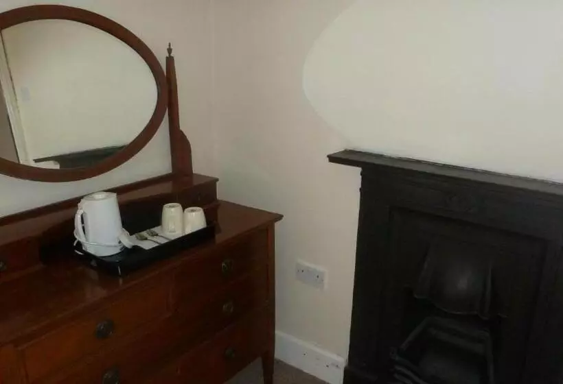 ベッドアンドブレックファースト Riverside Glanworth