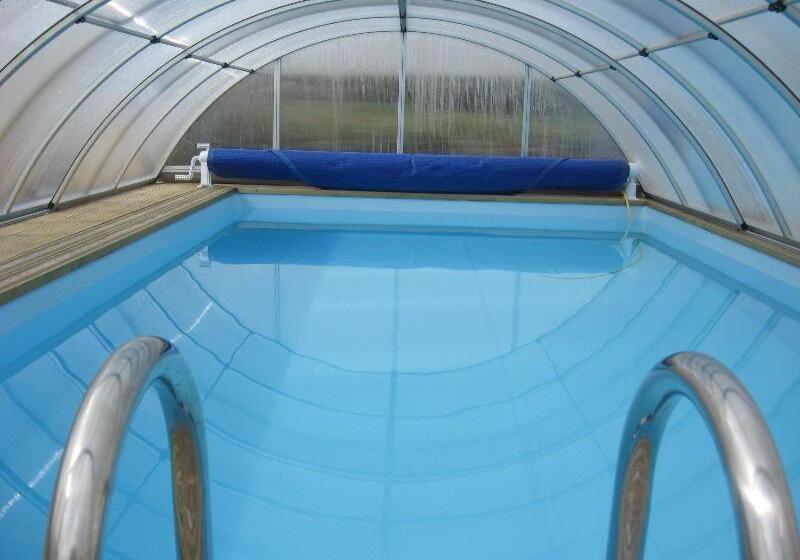 ベッドアンドブレックファースト Riverside Glanworth