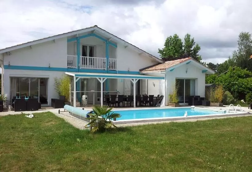 Aamiaismajoitus (B&B) Villa Saint Barth