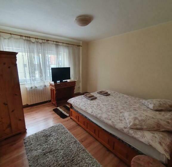 Пансион Casa Caprioara