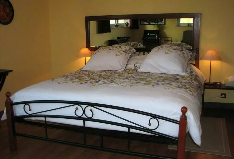 Prince D Orange Bed & Breakfast