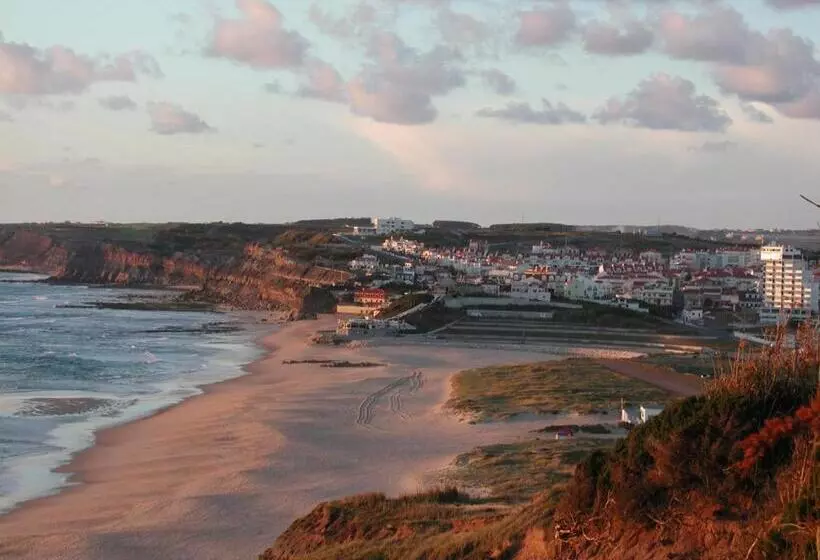 Retkeilymaja Native Surfhouse