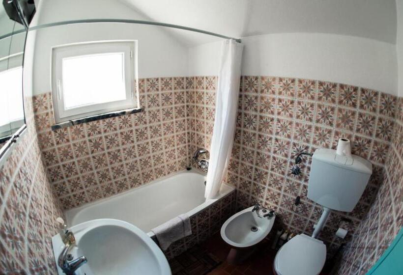 旅馆 Native Surfhouse