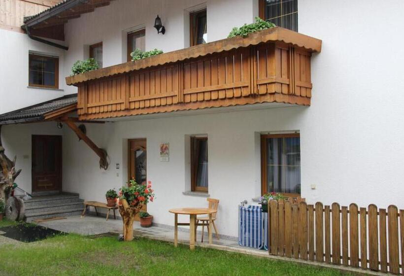 Отель Lenzerhof