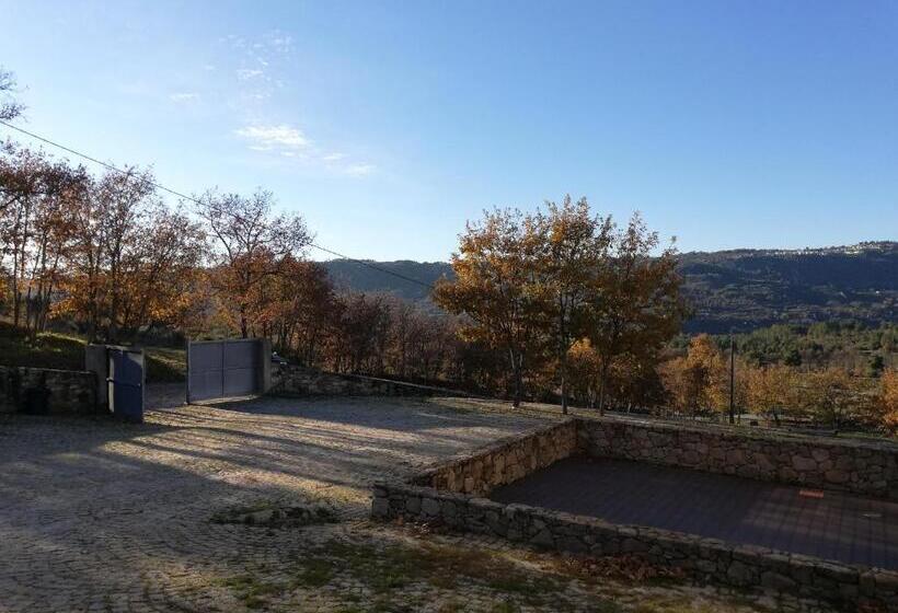 Отель Quinta Dos Carvalhais   Serra Da Estrela