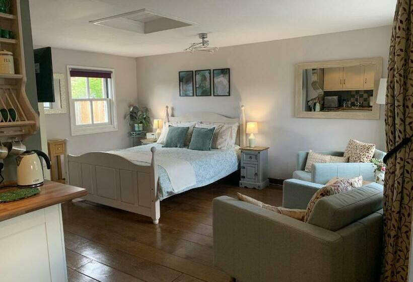 Hotelli Thatched Cottage