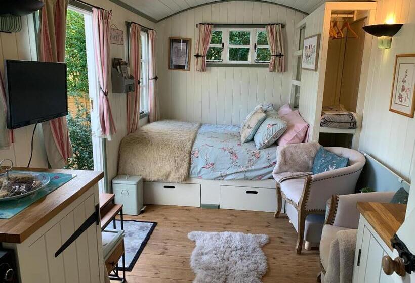 Hotelli Thatched Cottage