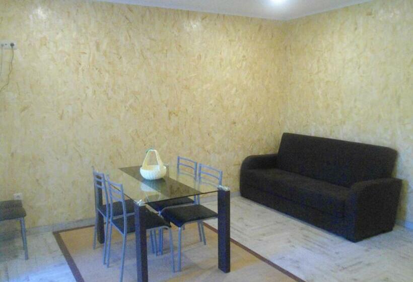 پانسیون Campismo Rural Rio Caldo Geres