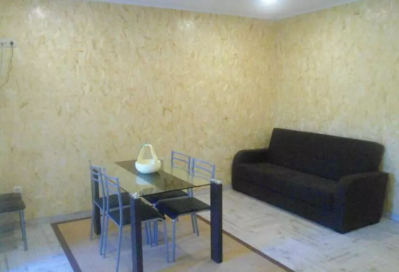 ペンション Campismo Rural Rio Caldo Geres