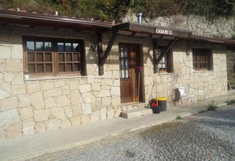 ペンション Campismo Rural Rio Caldo Geres