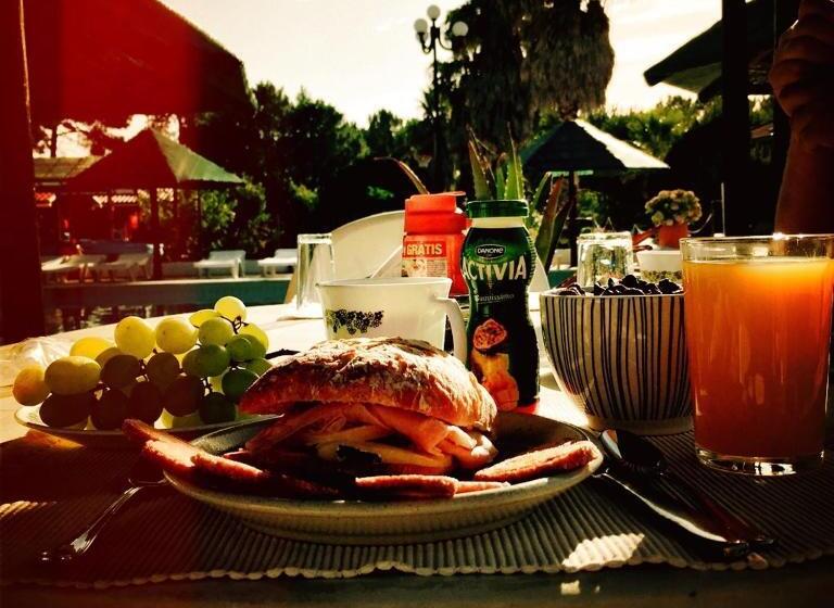 펜션 Lobateira Villas