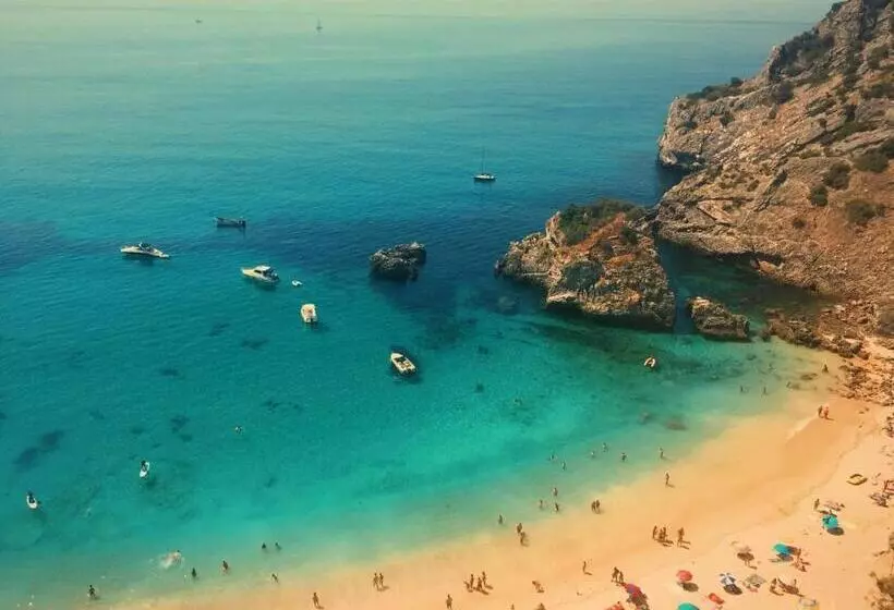 Majatalo Lobateira Villas