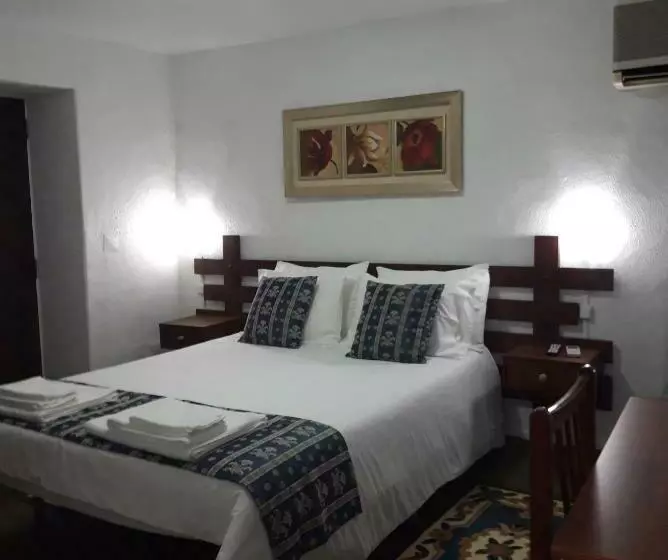 Majatalo Residencial Antonio Mocisso Guesthouse