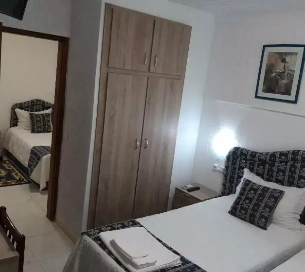 Majatalo Residencial Antonio Mocisso Guesthouse