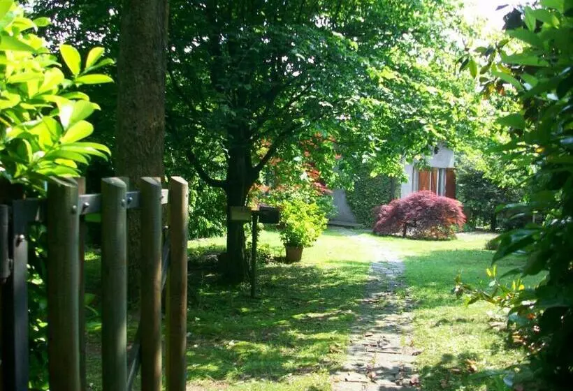 B&b L Albero Maestro