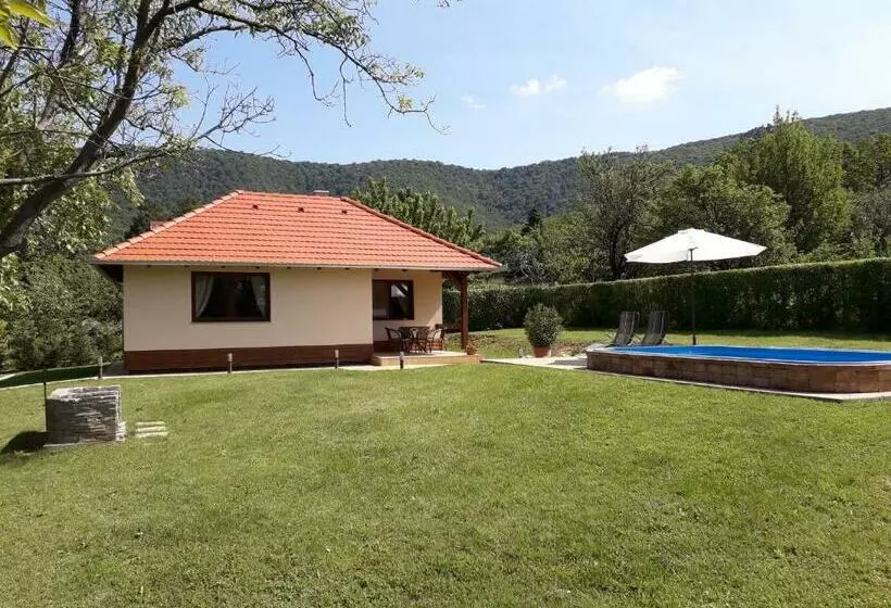 Majatalo Cseresznyevirág Vendégházak