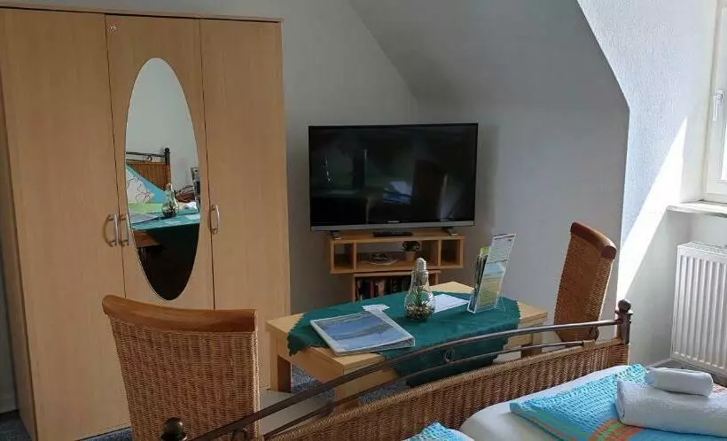 Majatalo Gästehaus Am See