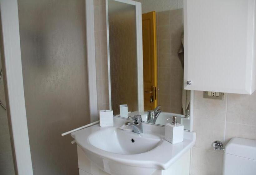 Пансион Maison Perron Cir Vda Lathuile N0062