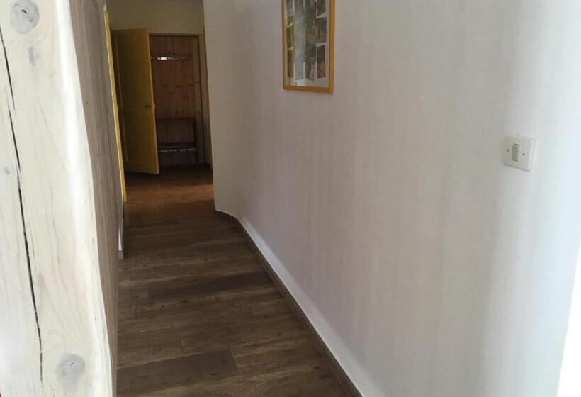 Пансион Maison Perron Cir Vda Lathuile N0062