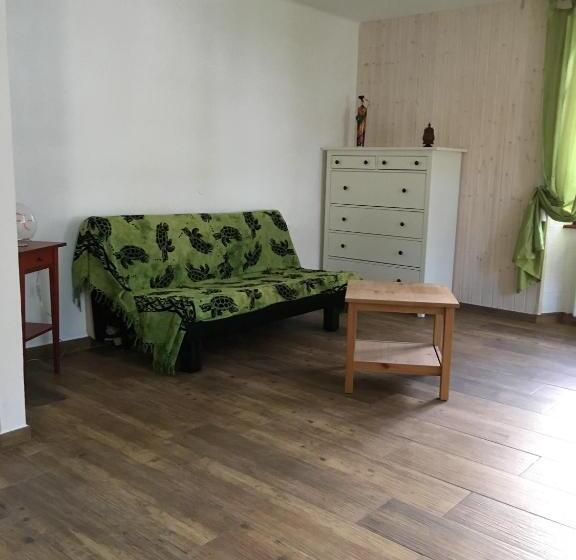 Пансион Maison Perron Cir Vda Lathuile N0062